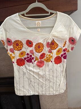 Ric Rac for Anthropology Women’s Cream Floral Bow-Accent Tee